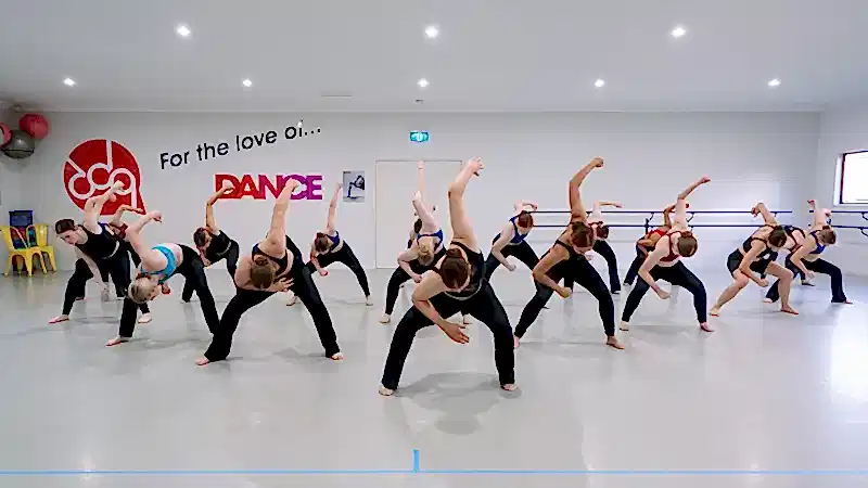 Contemporary-Dancing Contemporary