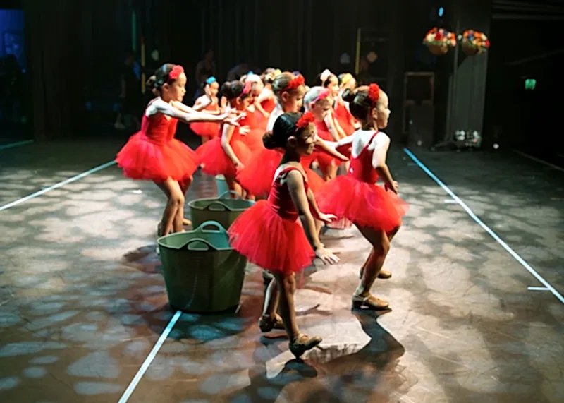 Tap-Dancing-Performance